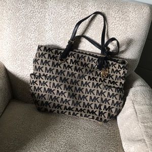 Michael Kors tote bag